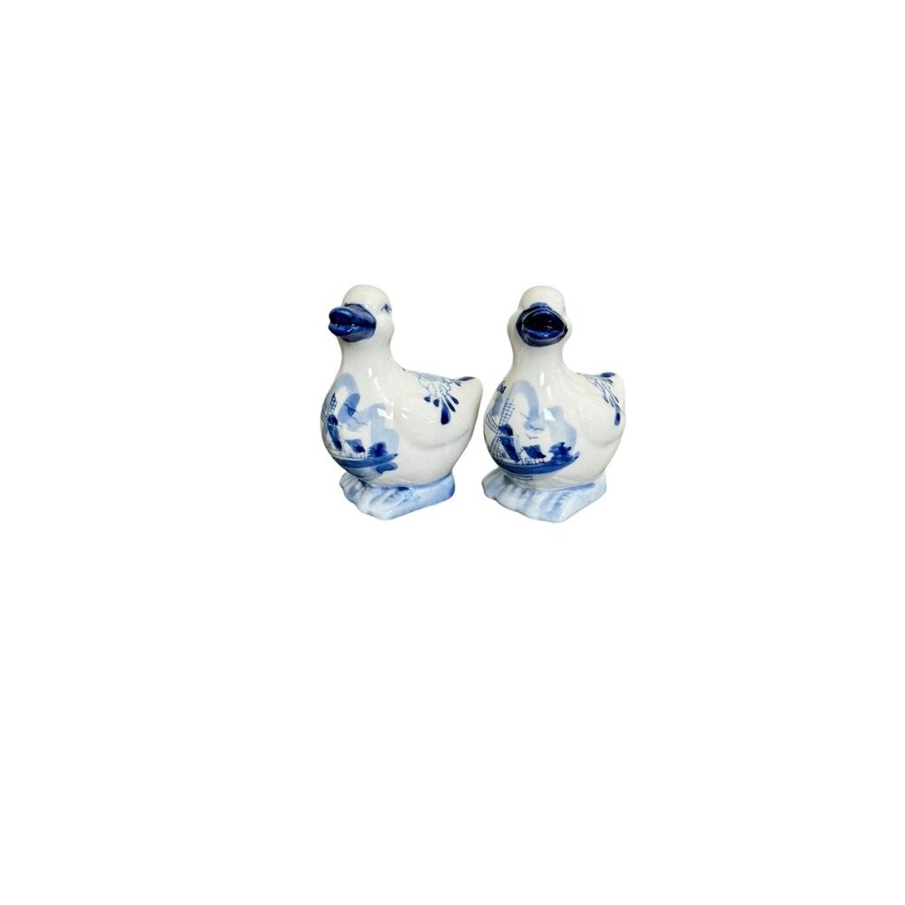 Delft Blue Handpainted Ducks In A Basket Salt And Pepper Shaker Set Vintage - Picture 9 of 11